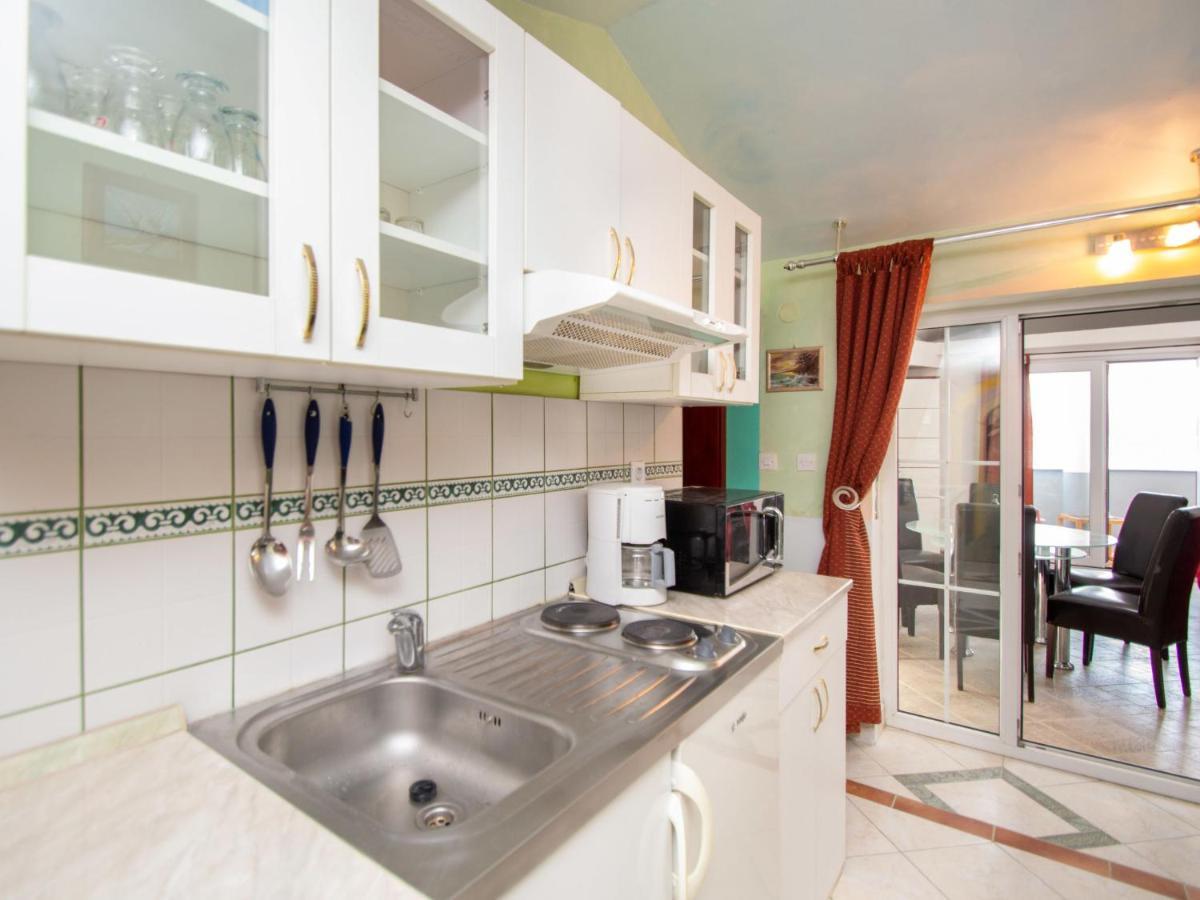 Apartment Ivana-4 By Interhome Raslina Екстер'єр фото